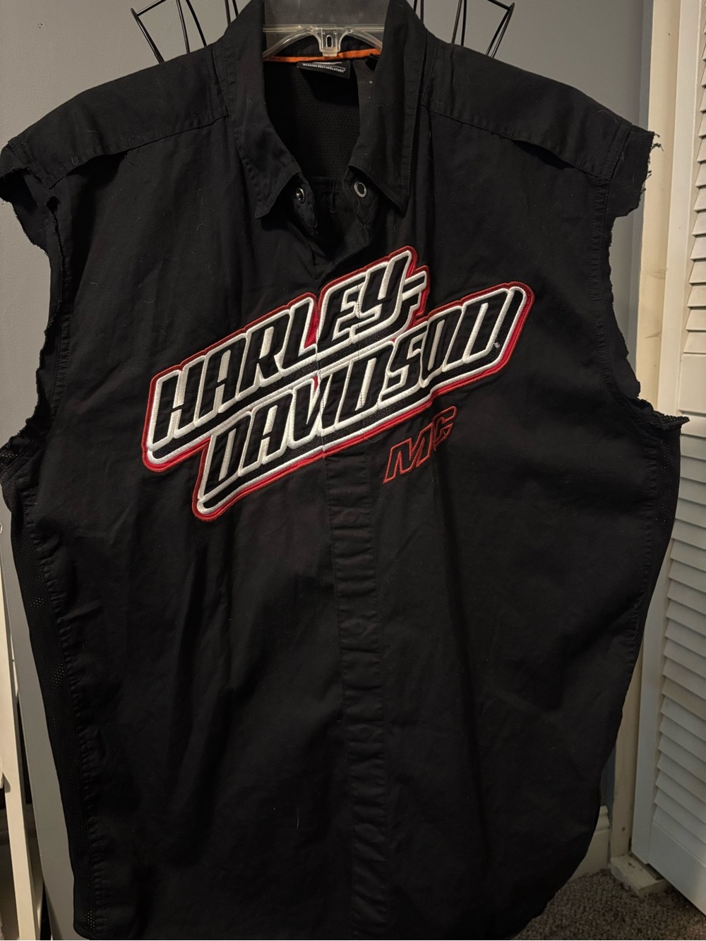 Harley-Davidson Men’s Black Sleeveless Snap-Up Shirt with Embroidered Logo